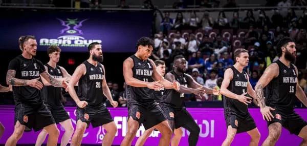 但最终他们, 律宾队, 就在刚刚 但最终他们, 律宾队, 就在刚刚