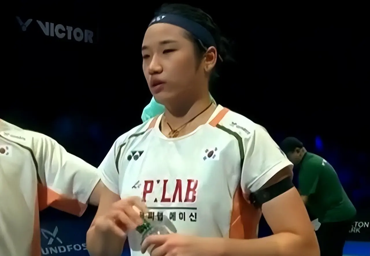 稳居世界第, 惨遭安洗莹 稳居世界第, 惨遭安洗莹